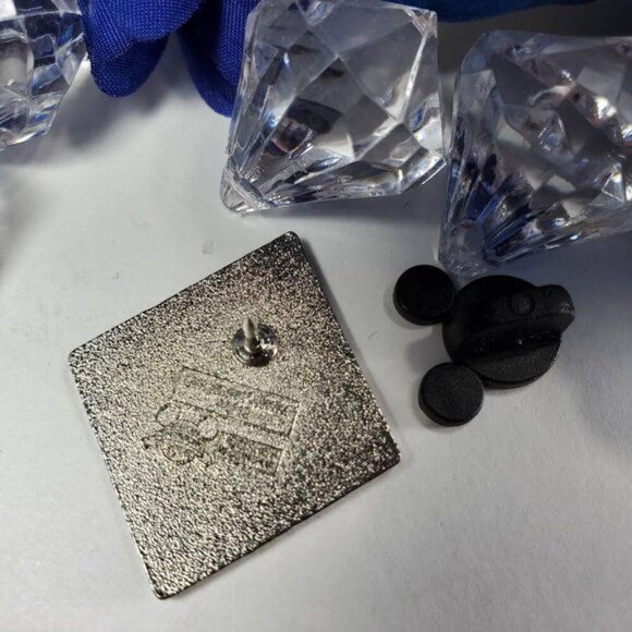 Disney Mowgli Trading Pin Hidden Mickey Jungle Book Lapel Pin Brooch Accessories - Picture 3 of 5